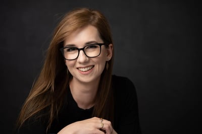 Emily Grant - Photo