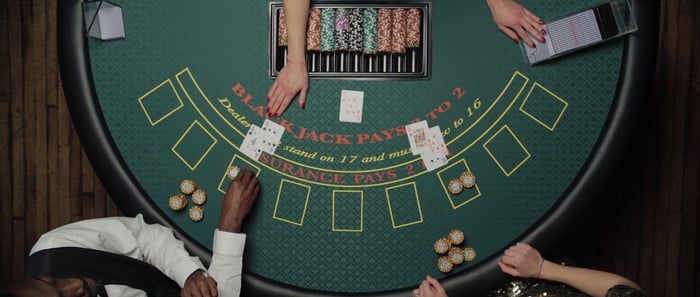 Giving gamers a hand with blackjack - Featured Image